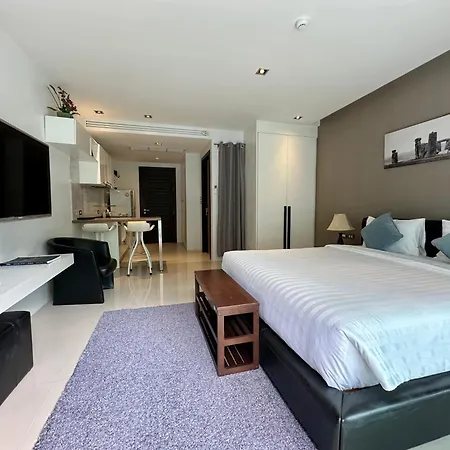 Emerald Terrace Resort Patong Exterior photo